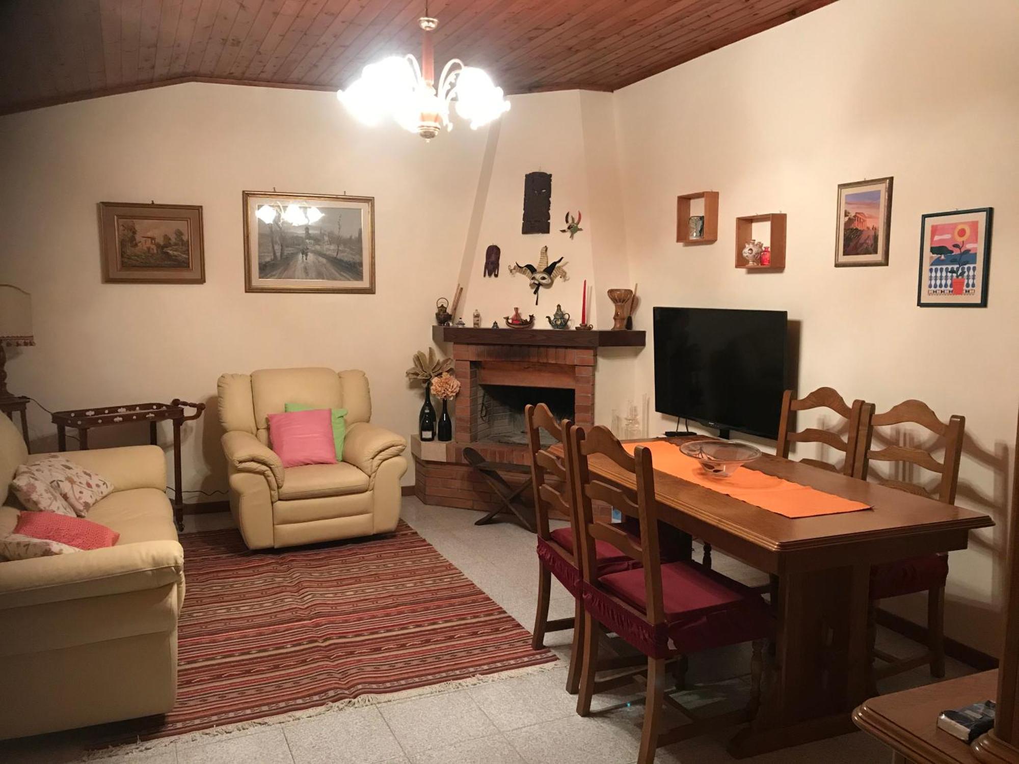 Casa Vacanze Elisabetta モンタルチーノ エクステリア 写真